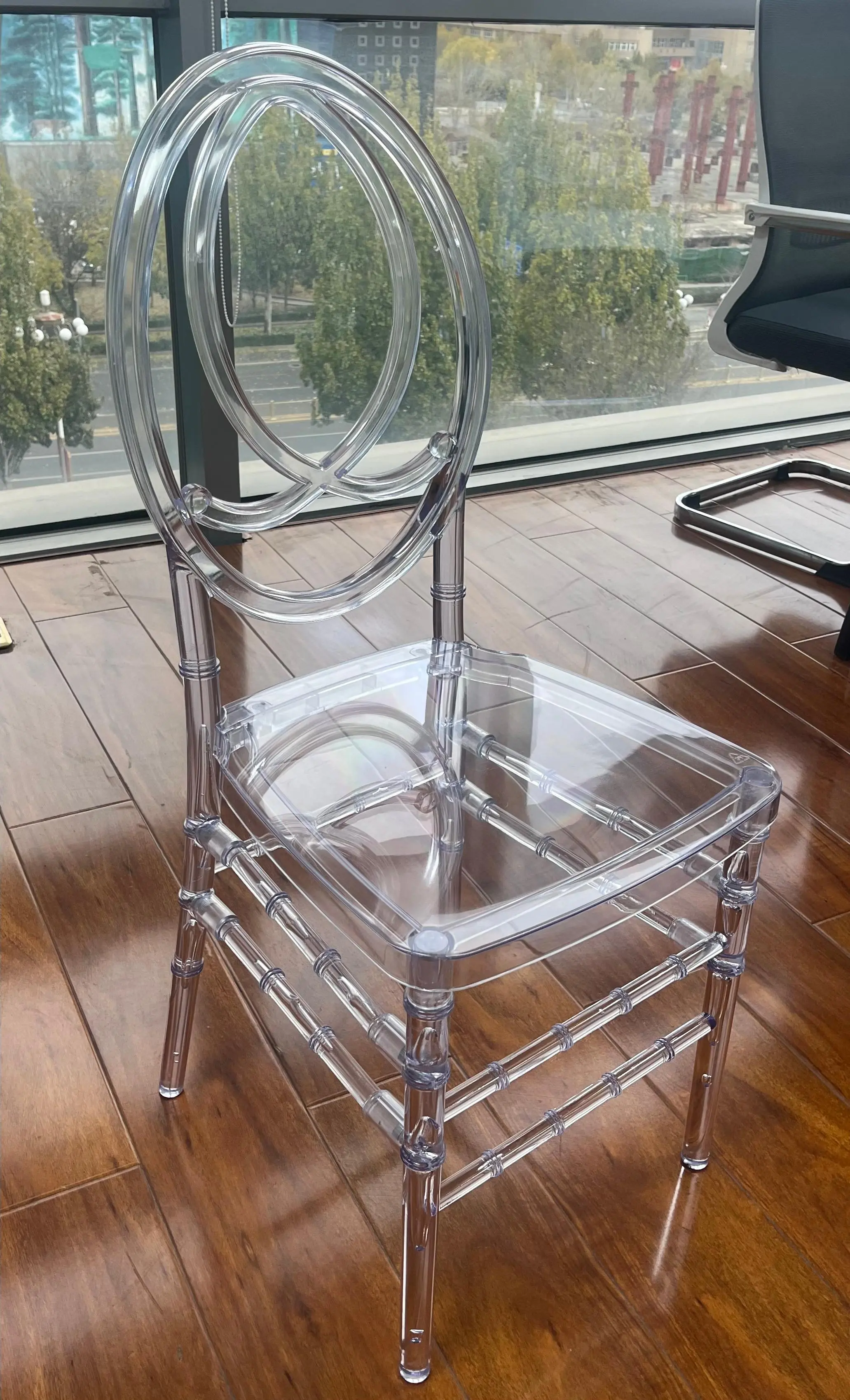 China The transparent acrylic bubble chair from Nordic ins is highly load-bearing and easy to maintain Suppliers, Service