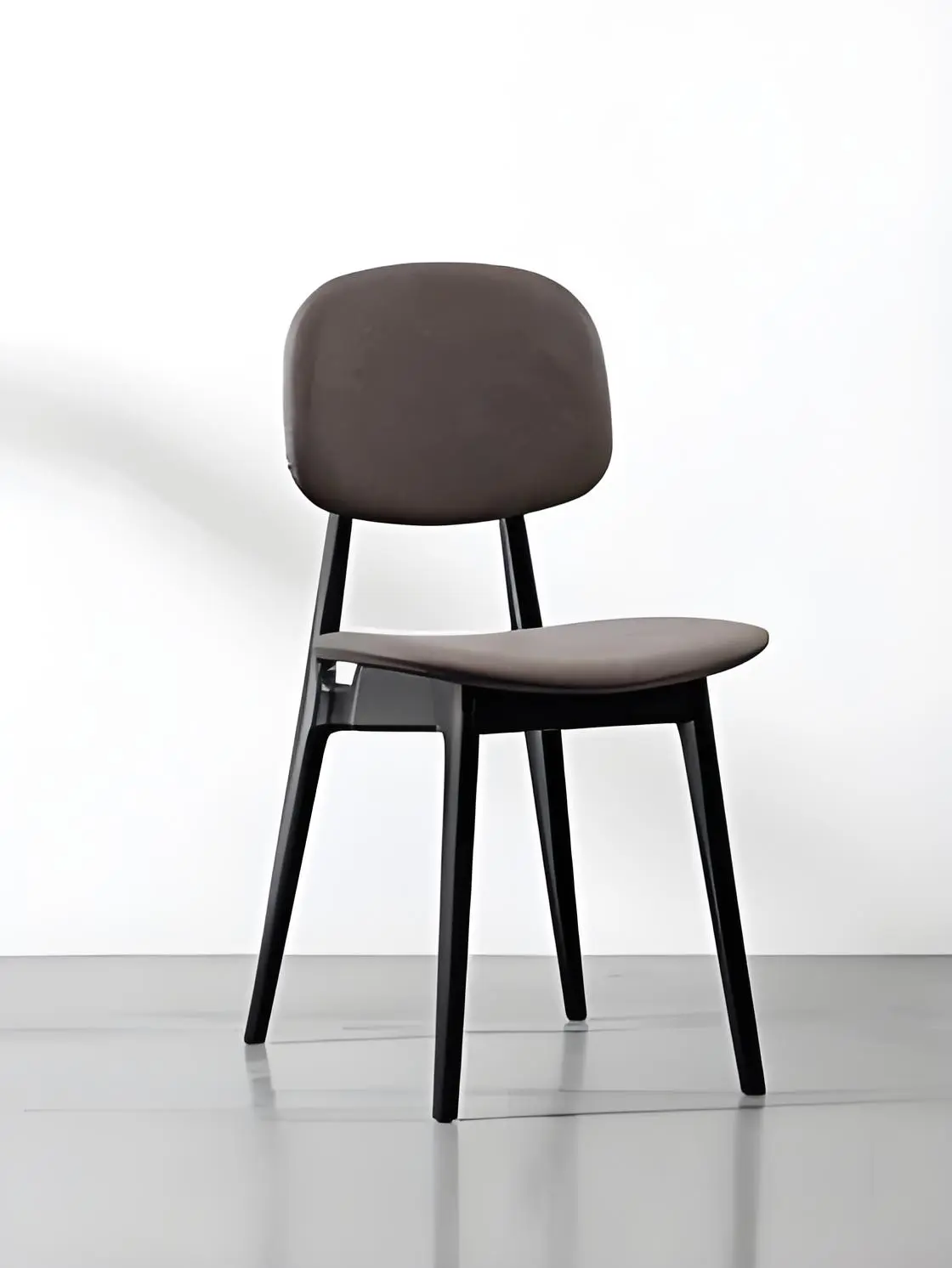OEM Nordic solid wood dining chairs, modern, simple and fashionable home dining chairs with soft backrests Company, Service