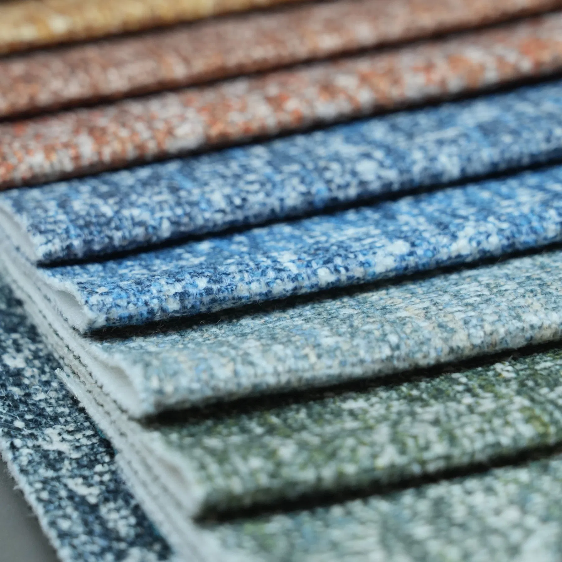 in-Stock Supply of High-End Factory Direct Custom-Designed Dyed Polyester Upholstery Fabric for Sofas, Tapestries, and Decorative Fabric