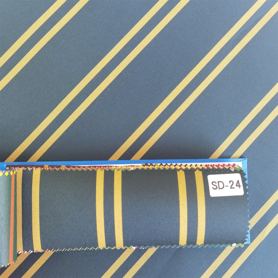 The Fabric for Outdoor Gardens Is Waterproof, Weather-Safe and UV-Resistant