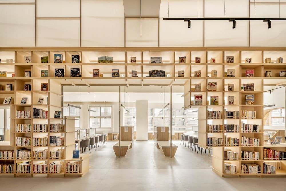 Design Custom Wall Mounted Book Stationery Display Shelf Library Furniture