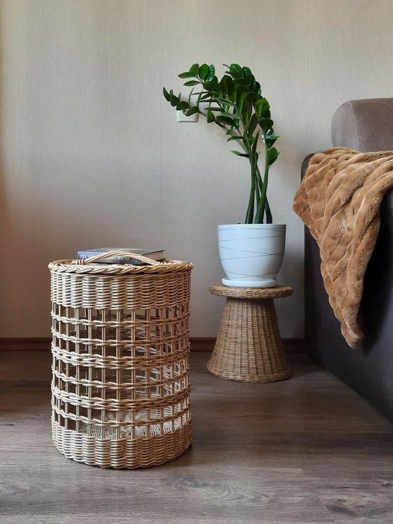 Handwoven Rattan Storage Stool Rectangular Ottoman Footrest with Lid Artisanal Wood &amp; Bamboo Storage Bench