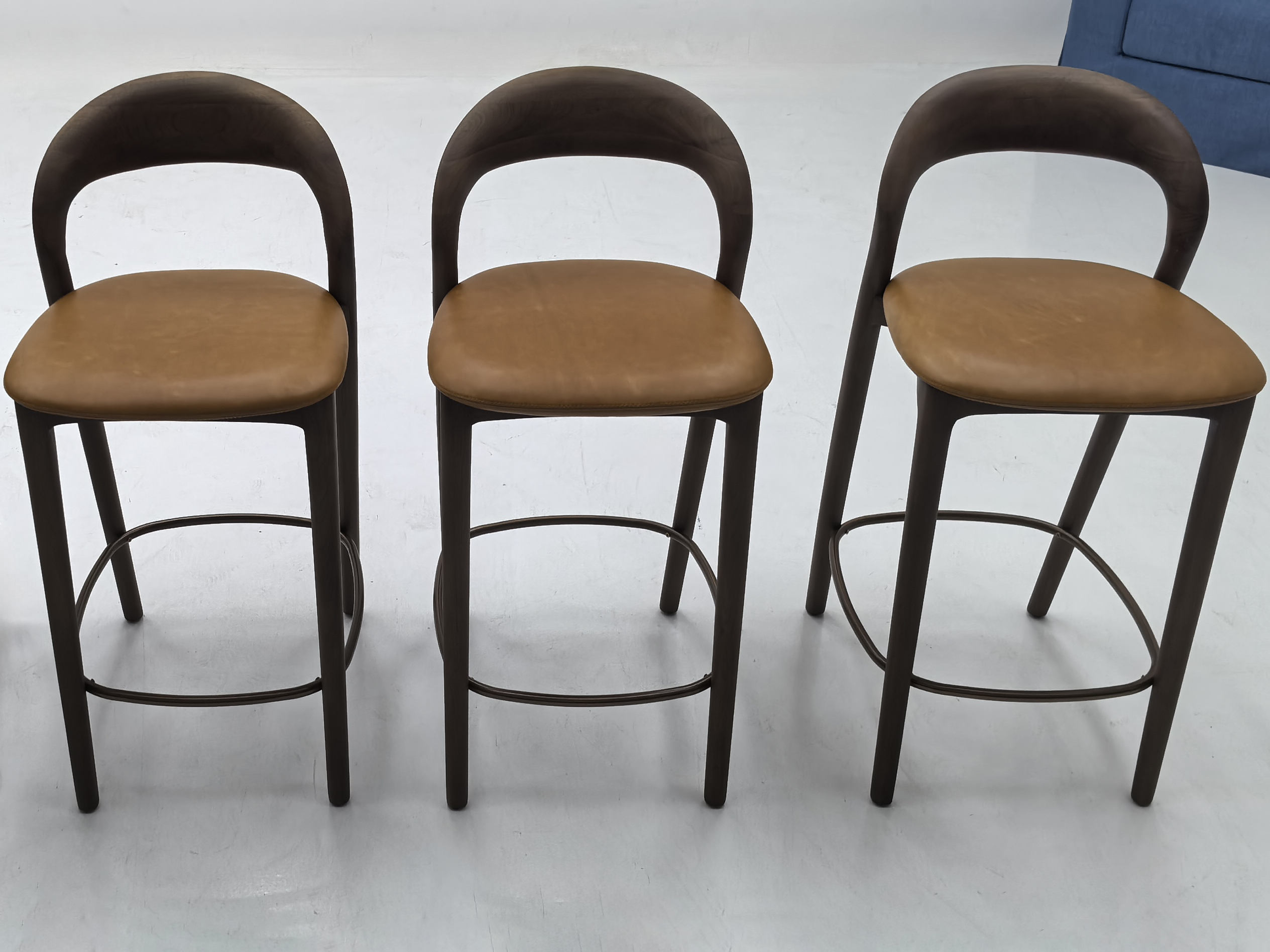 Modern Walnut Solid Wood Bar Chair Upholstered PU Leather Counter Stool Commercial Restaurant Cafe High Bar Seating Furniture