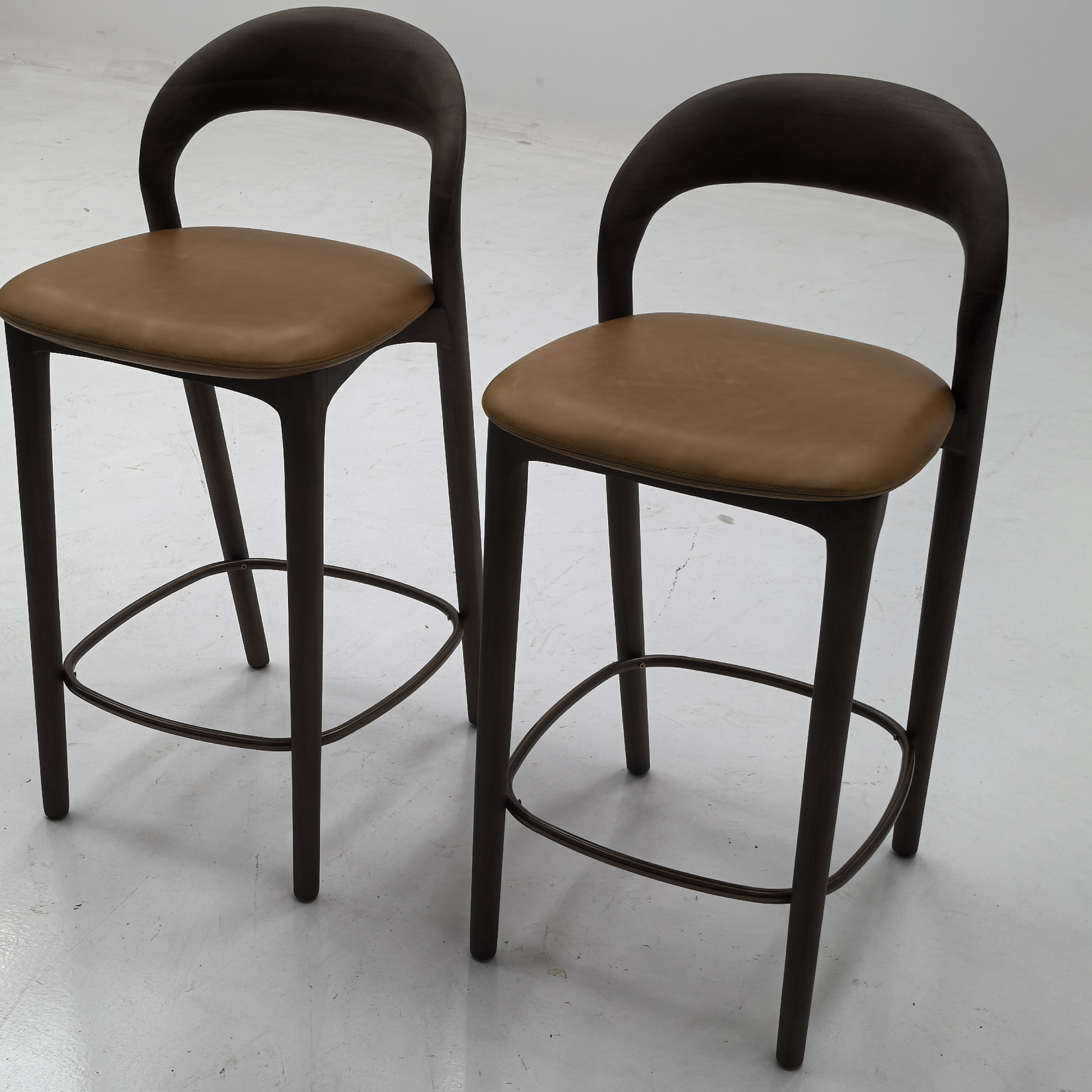 Modern Walnut Solid Wood Bar Chair Upholstered PU Leather Counter Stool Commercial Restaurant Cafe High Bar Seating Furniture