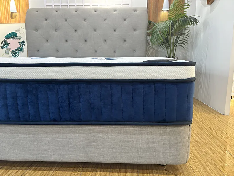 Luxury Vacuum Packed King Size Bed Memory Foam Pocket Spring Mattress Detail 2