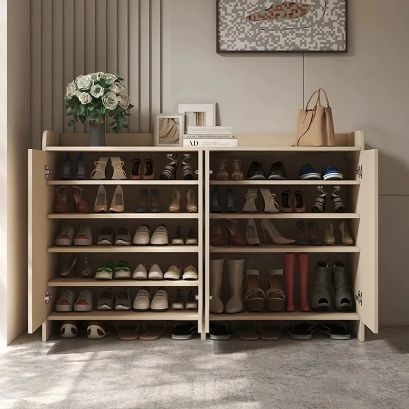 Stylish Solid Wood Entryway Bench with Innovative Shoe Storage
