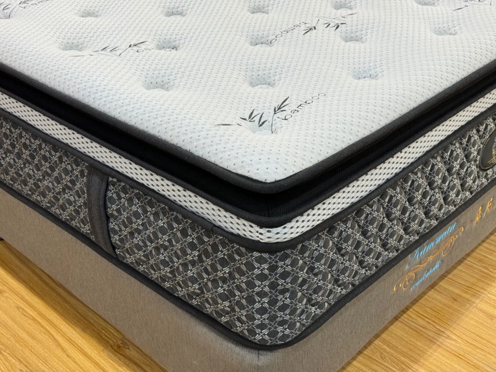 13 Inch Vacuum Roll up Packing Wholesale Queen King Size Memory Foam Pocket Spring Mattress in a Box