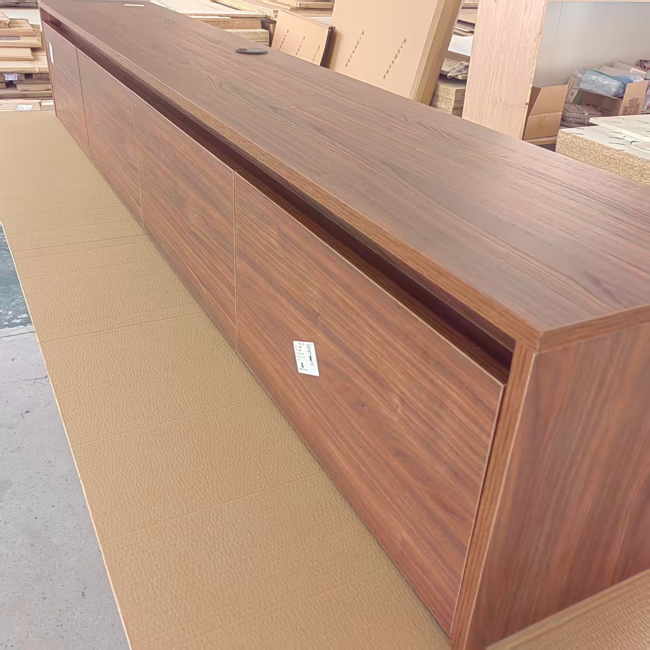 E0-grade Plywood Living Room TV Cabinet With Storage, Featuring 4 Drawers And Silent Closing, Suitable For Wholesale Customers
