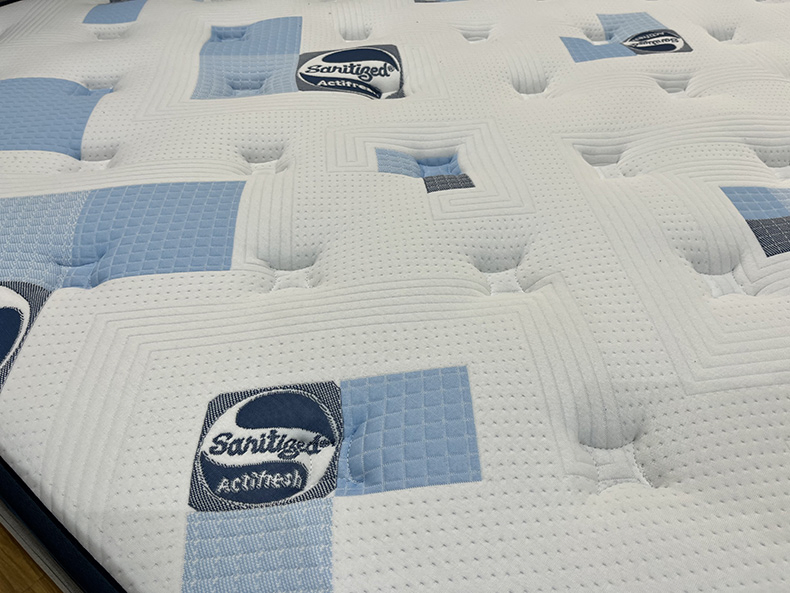Factory Custom Wholesale Cheap Bed Room Furnitures Luxury Vacuum Packed King Size Bed Memory Foam Pocket Spring Mattresses Hotel