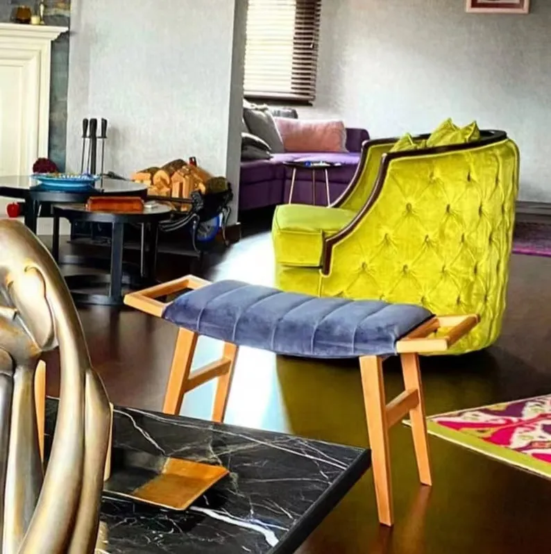 New Arrival Modern Upholstered Bedroom Ottoman Stool Entryway Stool Make up Chair Wooden Velvet Bench