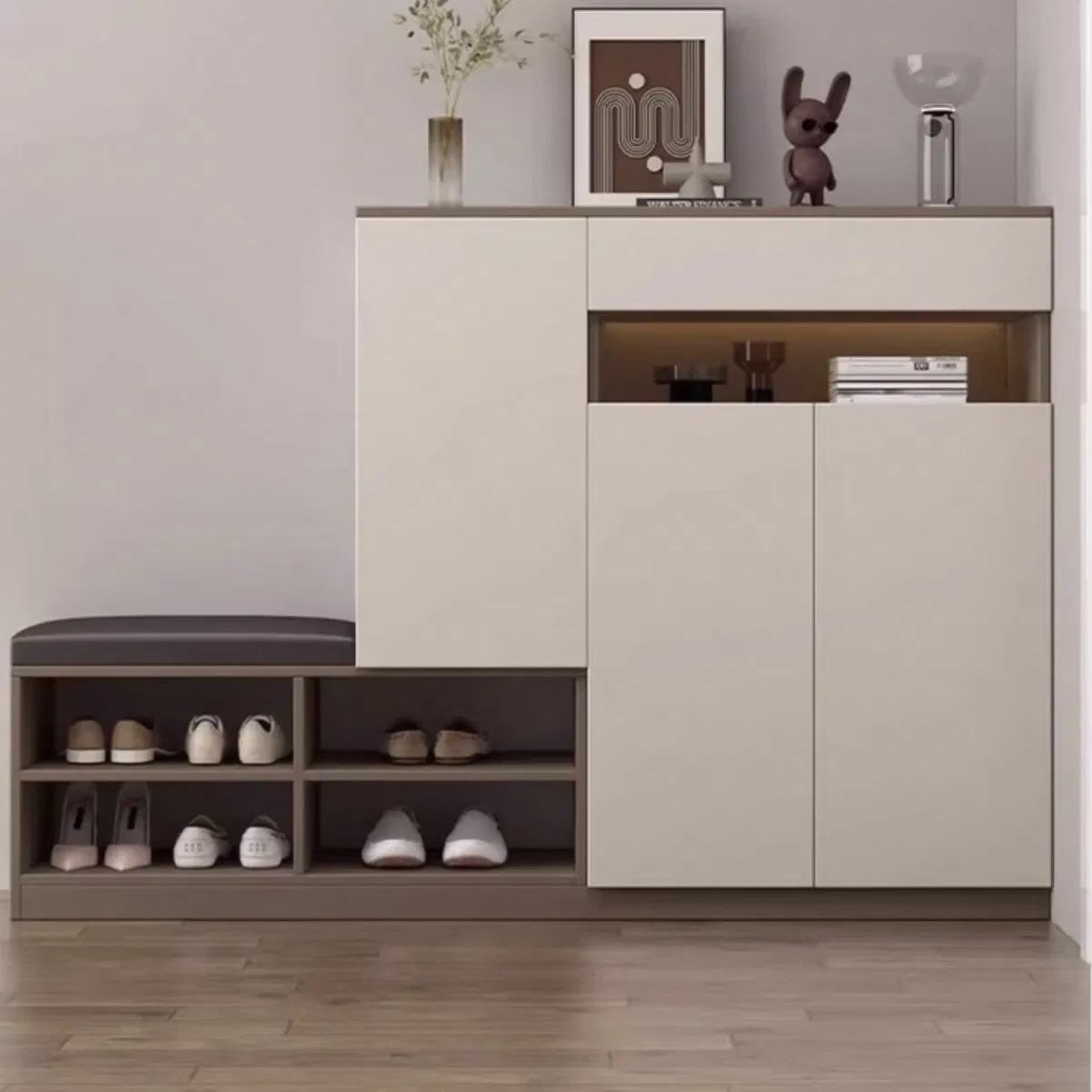 Stylish Solid Wood Entryway Bench with Innovative Shoe Storage