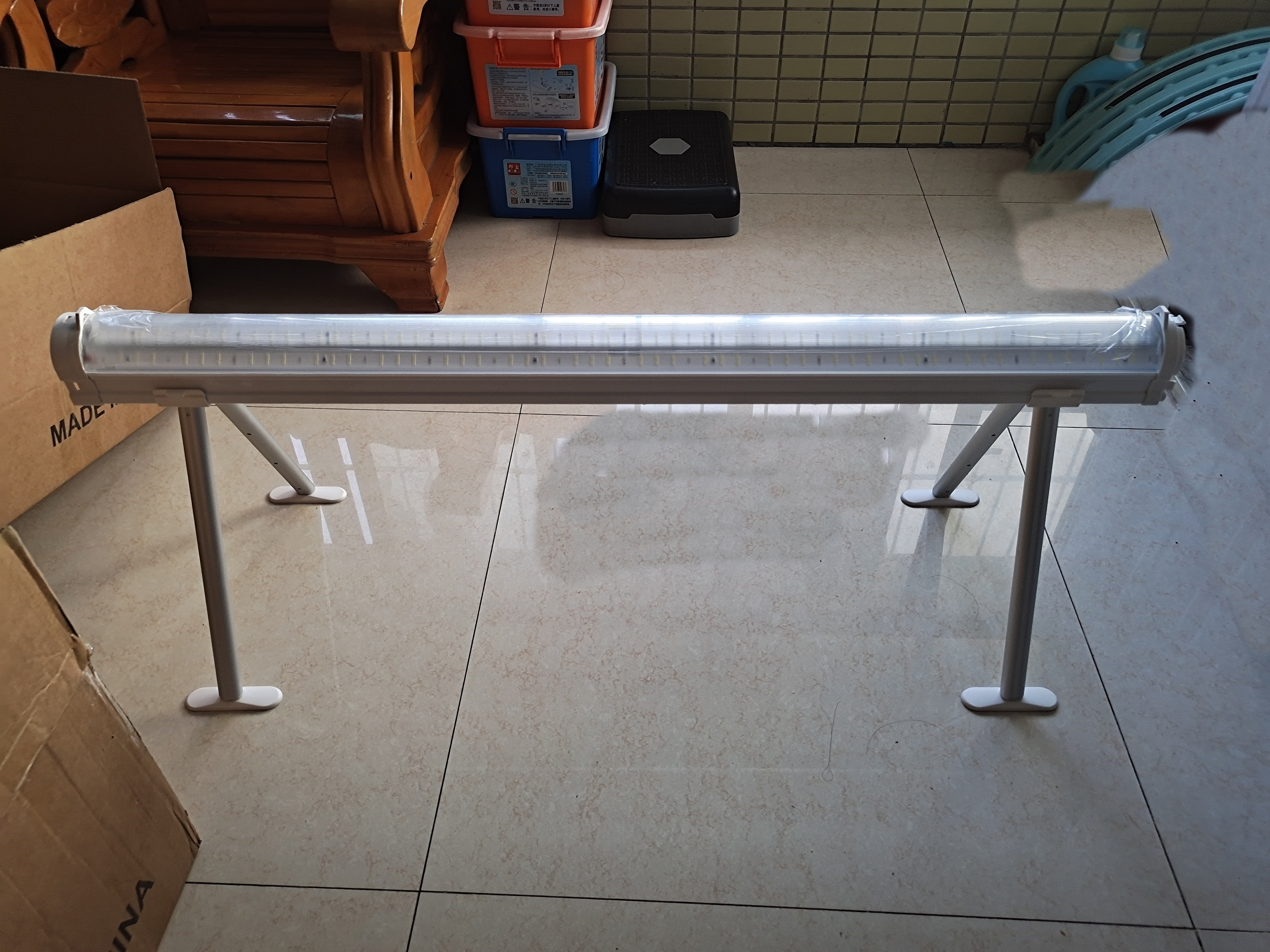 LM281B Pro 6500K Bar LED Grow Light Structural Details