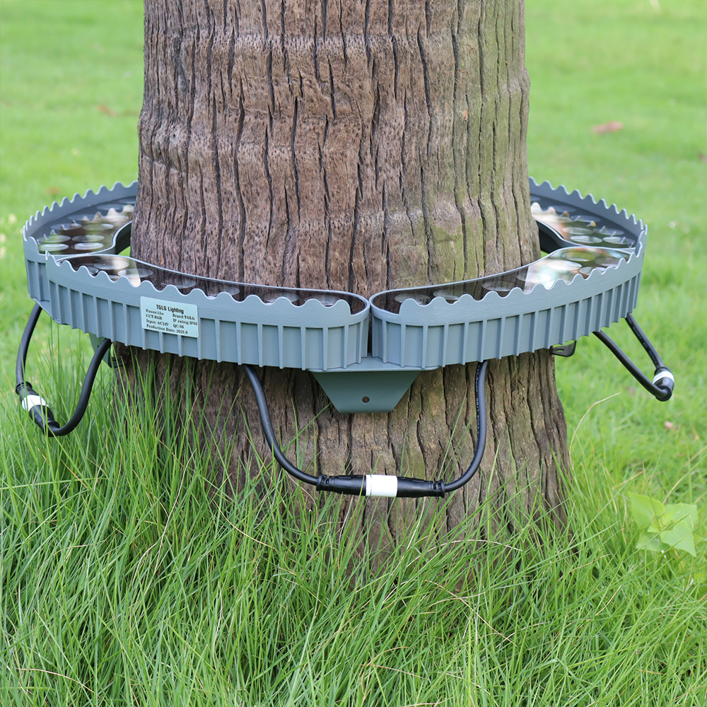 Outdoor Palm Tree LED Light