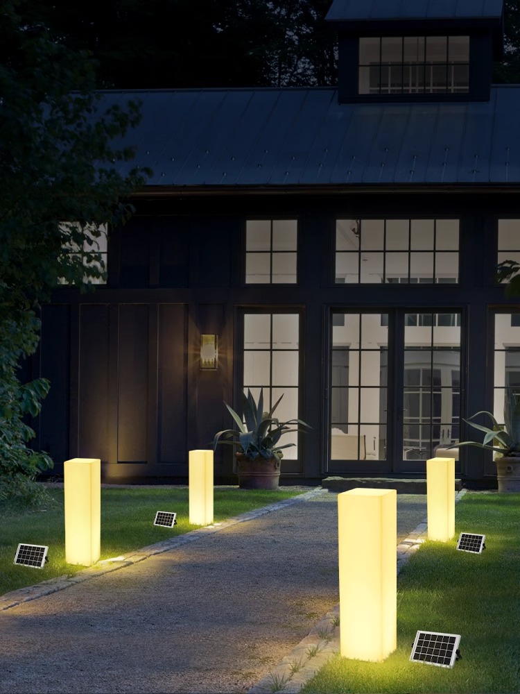 Led Tall Pillar Solar Light Detail