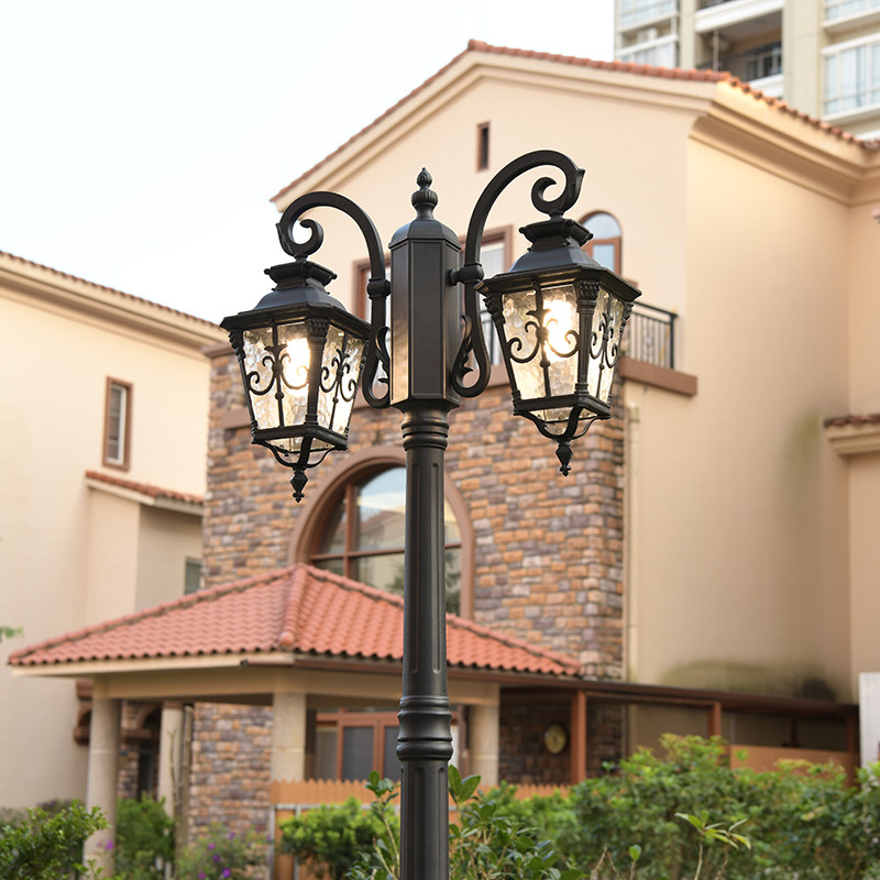 European Style Solar Garden Double-Head High Pole Light Outdoor Waterproof Hotel Landscape Metal IP66