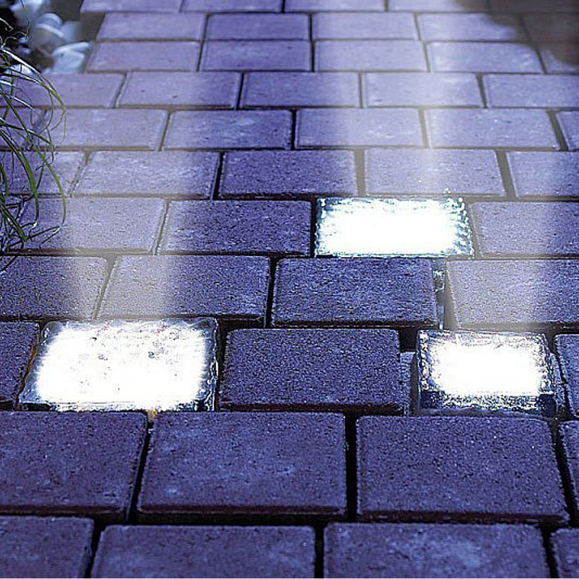 IP65 Ground Pathway Solar Garden Light Set of 3