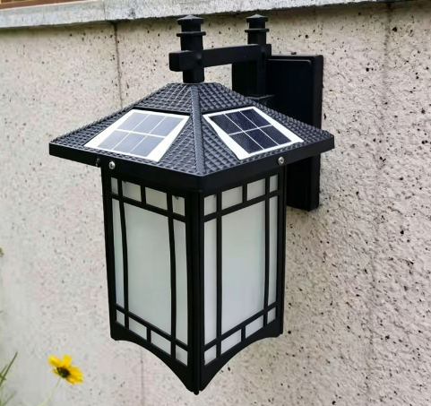 Solar Electric Outdoor Decor Energy-Efficient Bright Wall Lamp Gate Garden Lamp LED Light