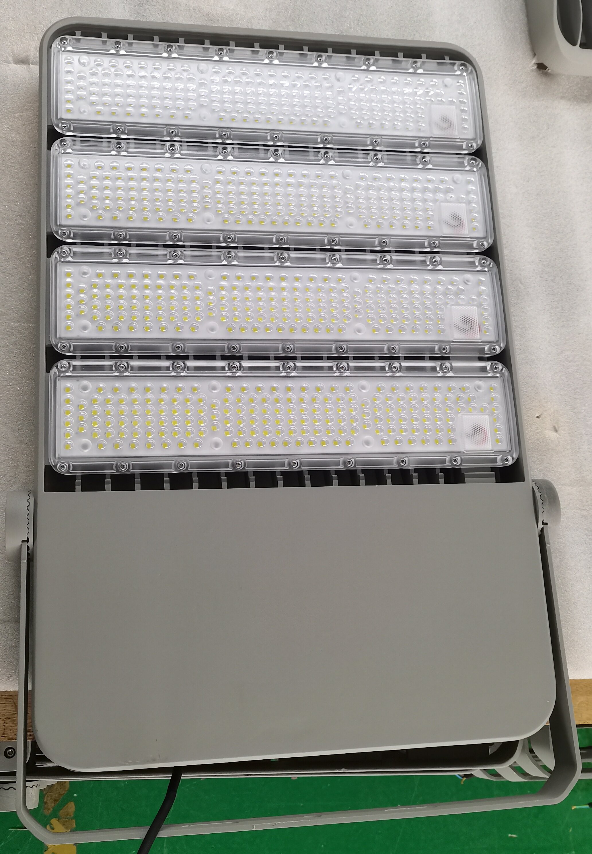 Football Stadium Lighting 5 Years Warranty High Mast 100W 200W 300W 400W Led Flood Light Stadium Light