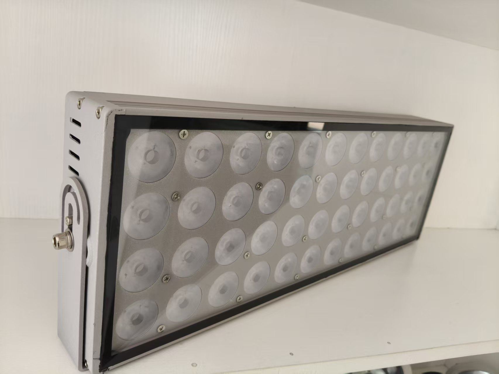 Waterproof 240W LED Spot Light 2000K-6000K LED Floodlights for Outdoor Facade Garden Decoration