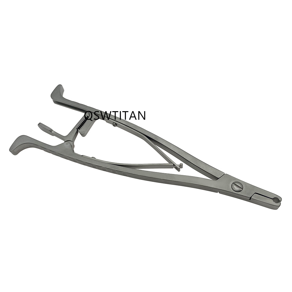 Orthopedic surgery tools display