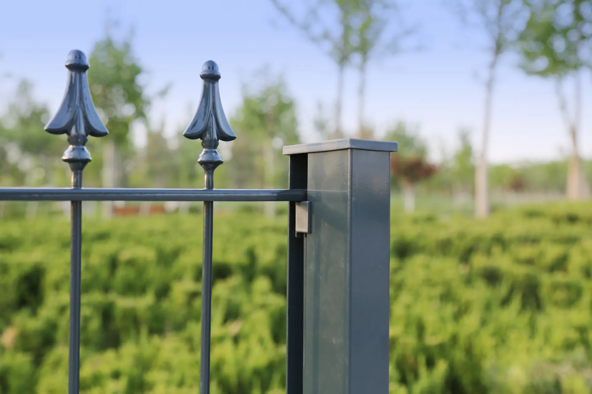 square aluminum post