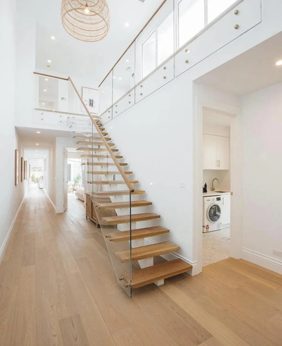 Functional Beauty Seen in Perfect Quality Modern Design Custom Made Hot Selling Straight Stair