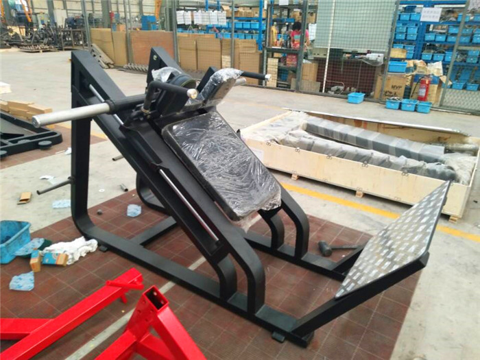 Club Center Exercise Equipment / Gym Equipment / Hack Squat