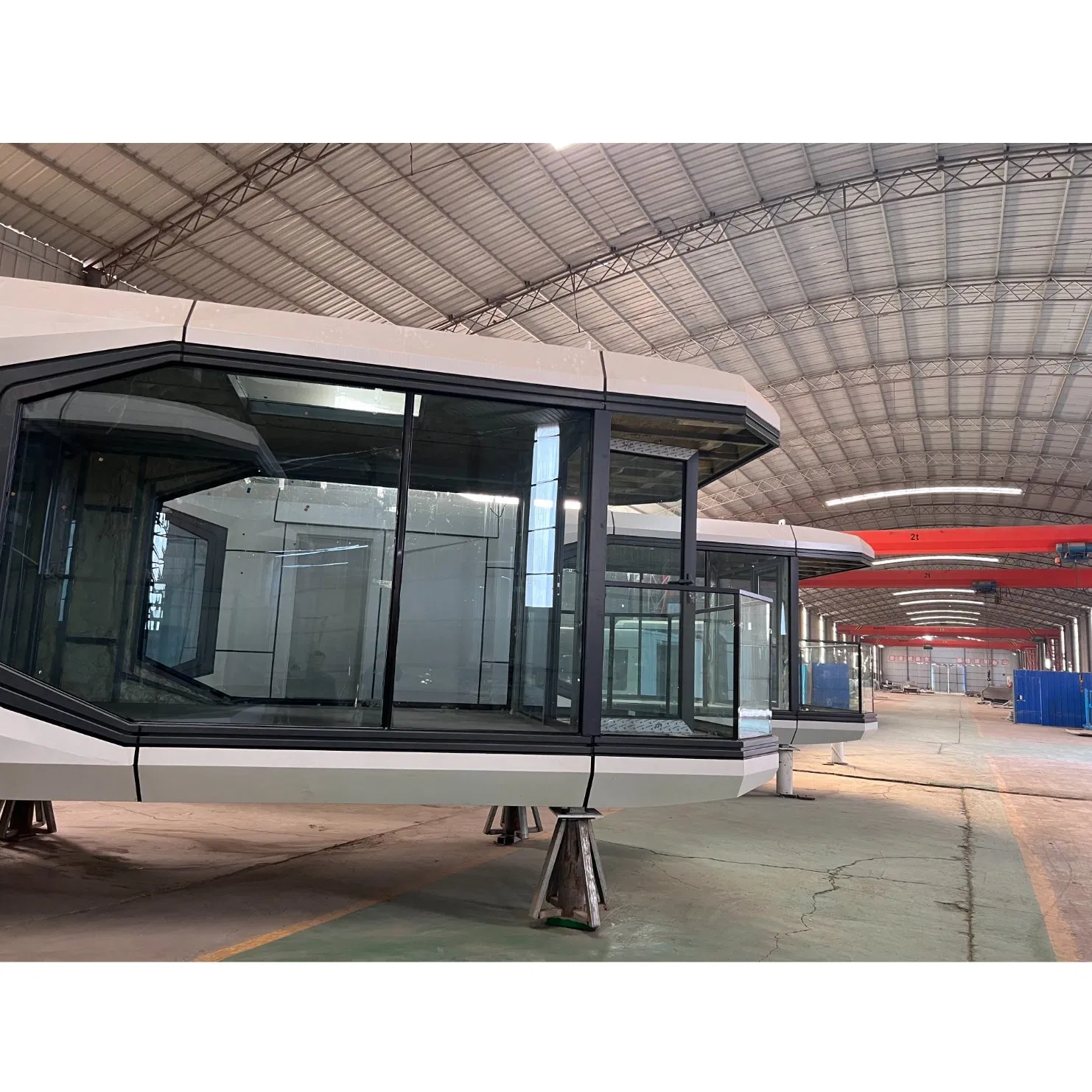 IoT-Integrated Luxury Space Capsule Living Pod for Extreme Environments