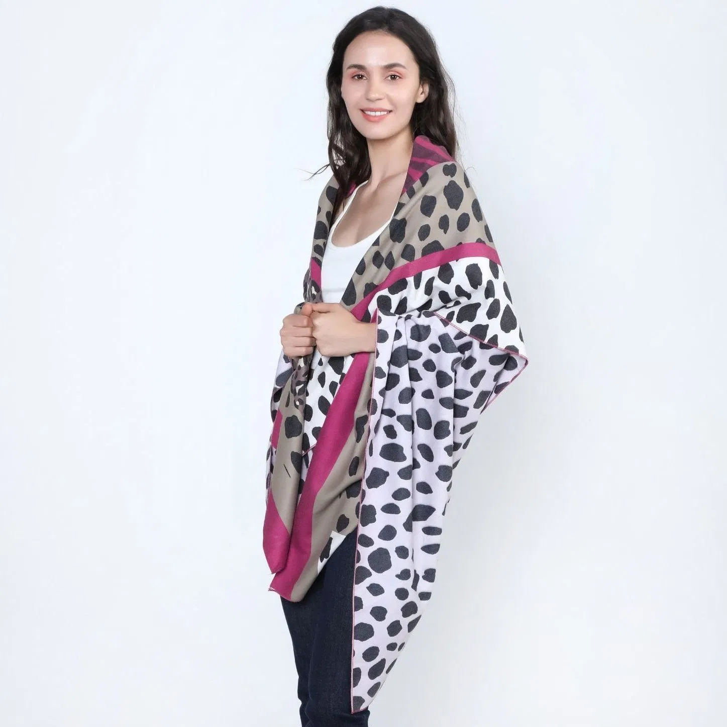 Ladies Fashion Spun Silk Screen Printing Square Scarf