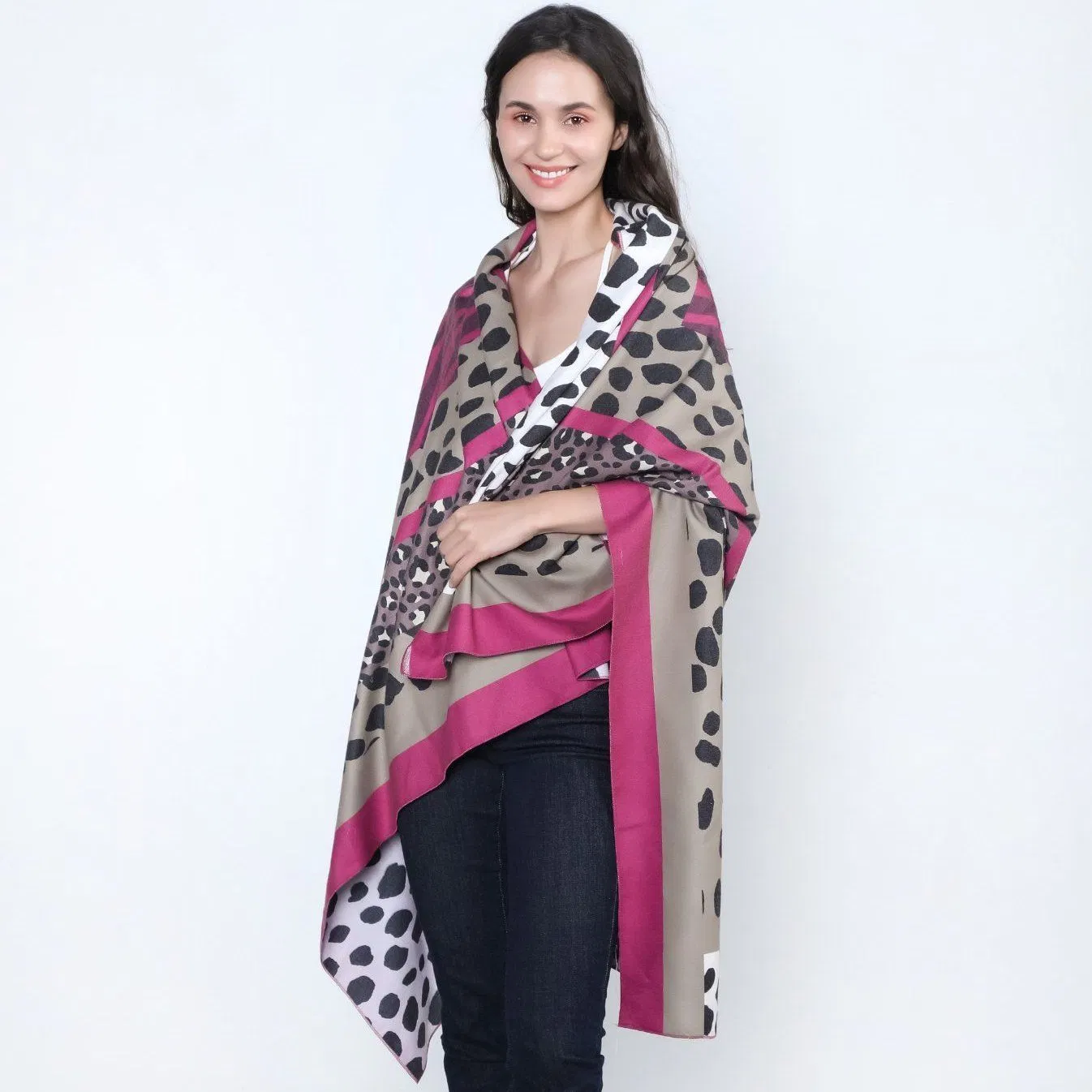 Ladies Fashion Spun Silk Screen Printing Square Scarf