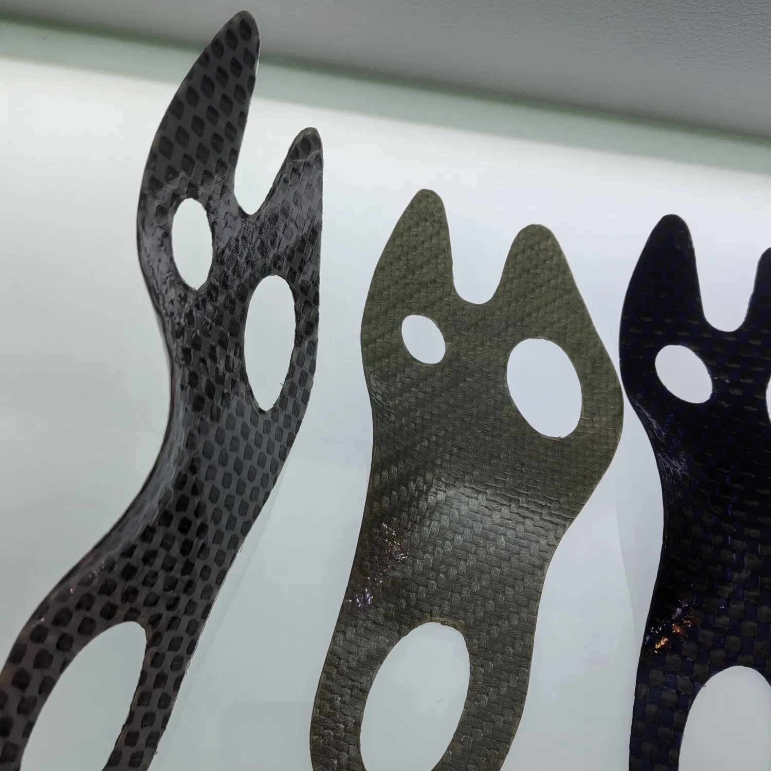 Sports Shock Absorption Glass &amp; Carbon Fiber Hybrid Supporting Insoles for Sneakers