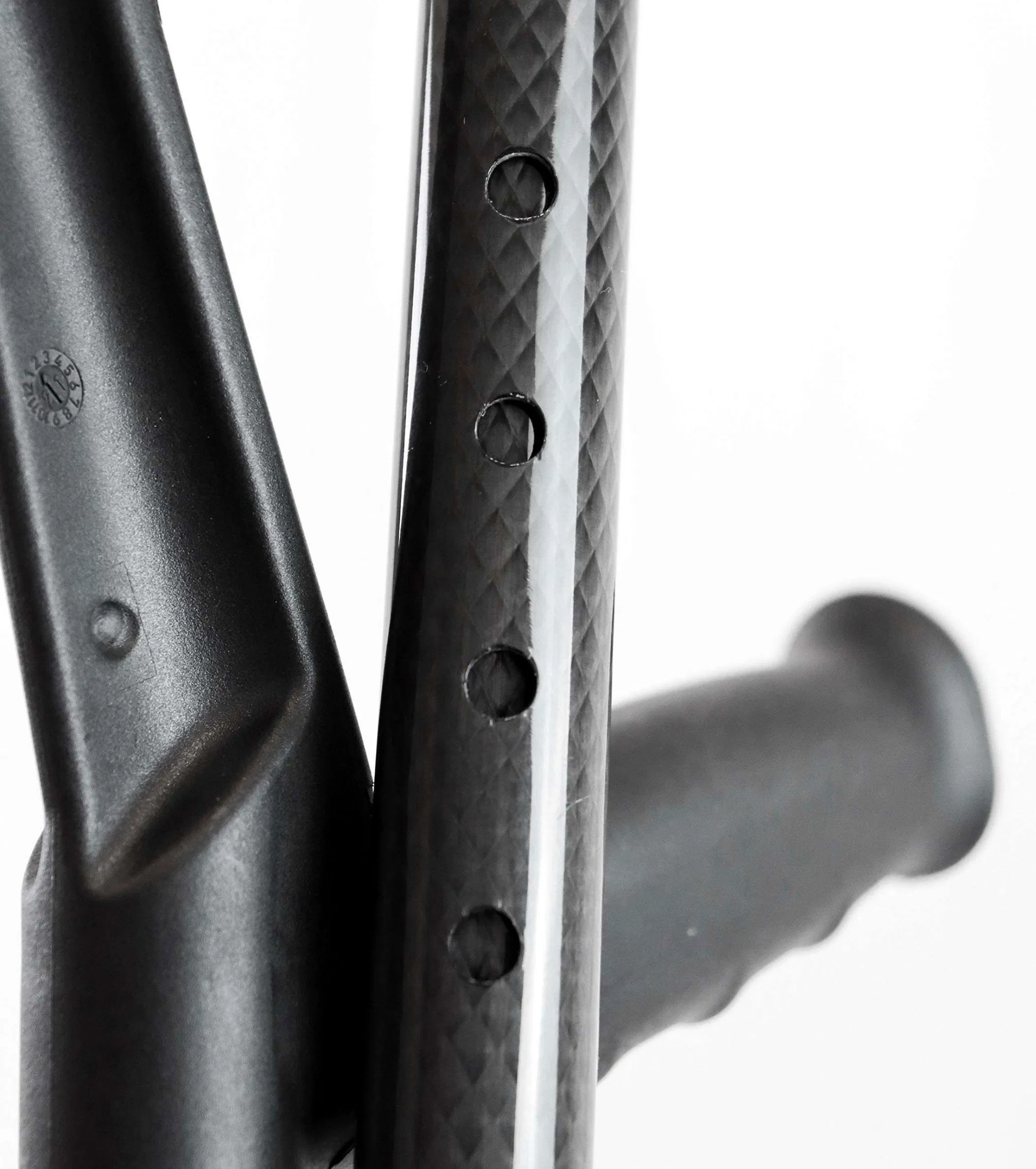 Lightweight Durable Carbon Fiber Forearm Crutches for Active Lifestyles