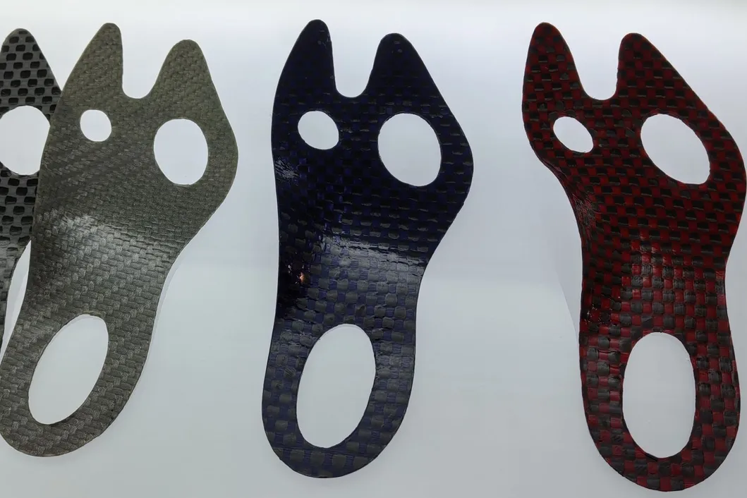 Hybrid Supporting Insoles