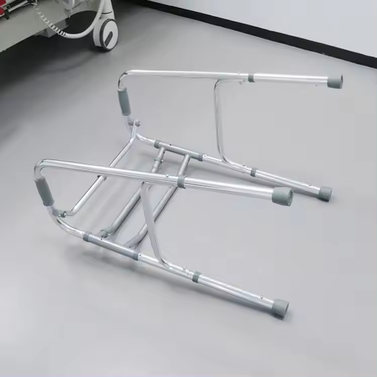 Mobility Aids Lightweight Four Wheel Folding Steel Rollator Walker Manual Walker