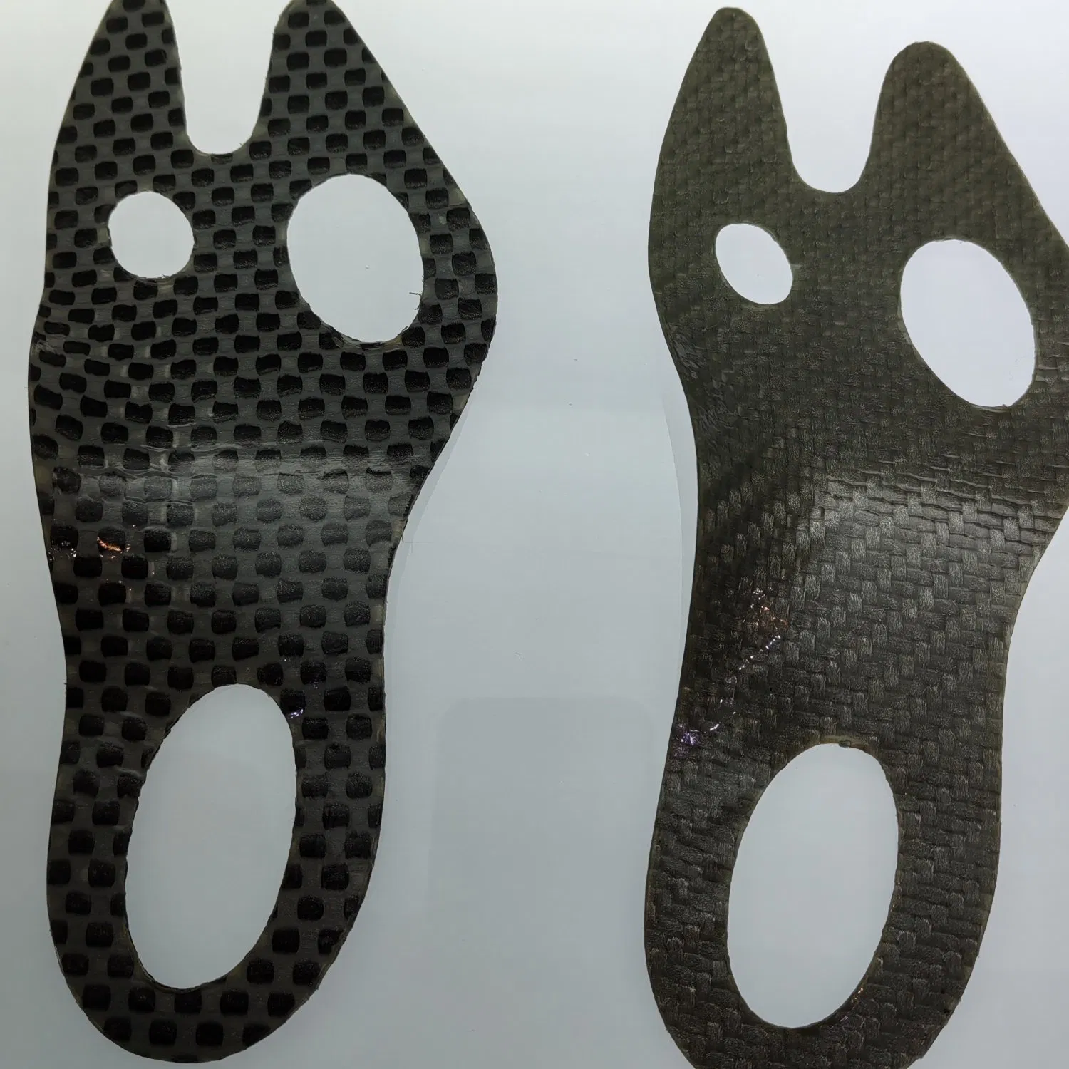 Sports Shock Absorption Glass &amp; Carbon Fiber Hybrid Supporting Insoles for Sneakers