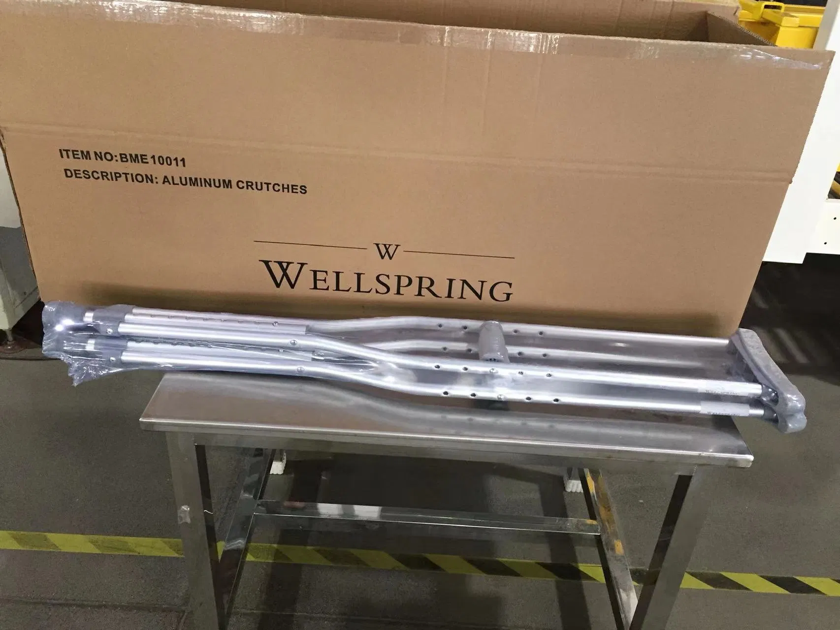 OEM Folding Elderly Crutches Walker Forearm Crutches Walking Cane for Disabled People