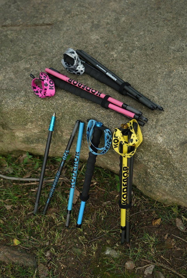 Custom Lightest Foldable Carbon Trail Running Poles for Hiking