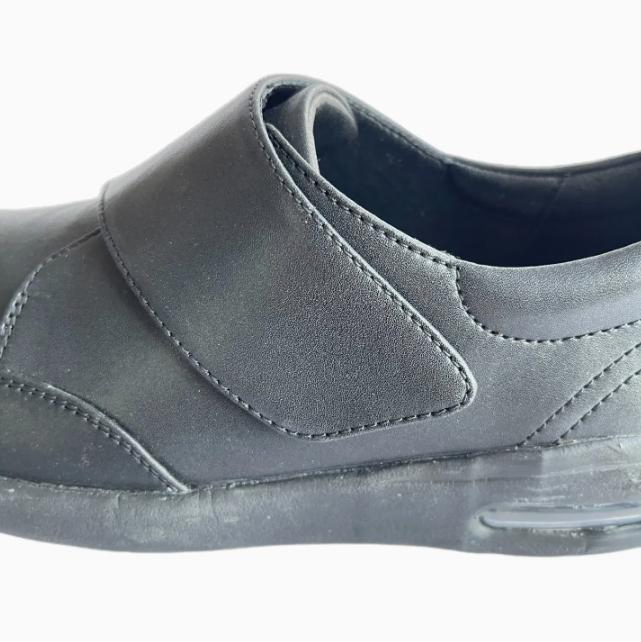 Stylish Black Diabetic Shoes for Enhanced Foot Support