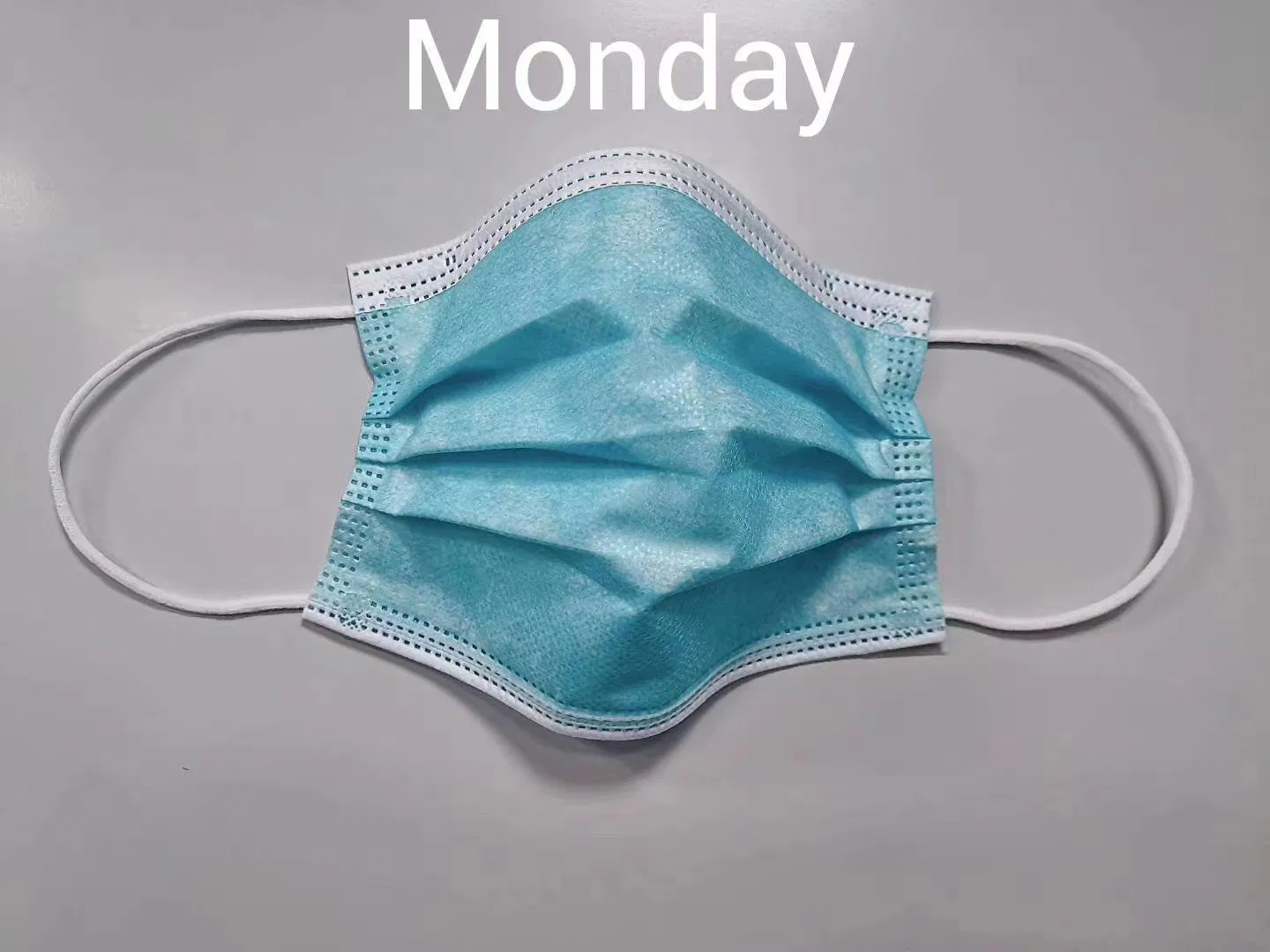 En14683 Type I II Iir Surgical Mask with Bfe Pfe 98