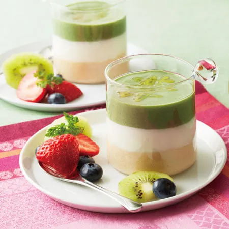 Chlorella Powder Display 3