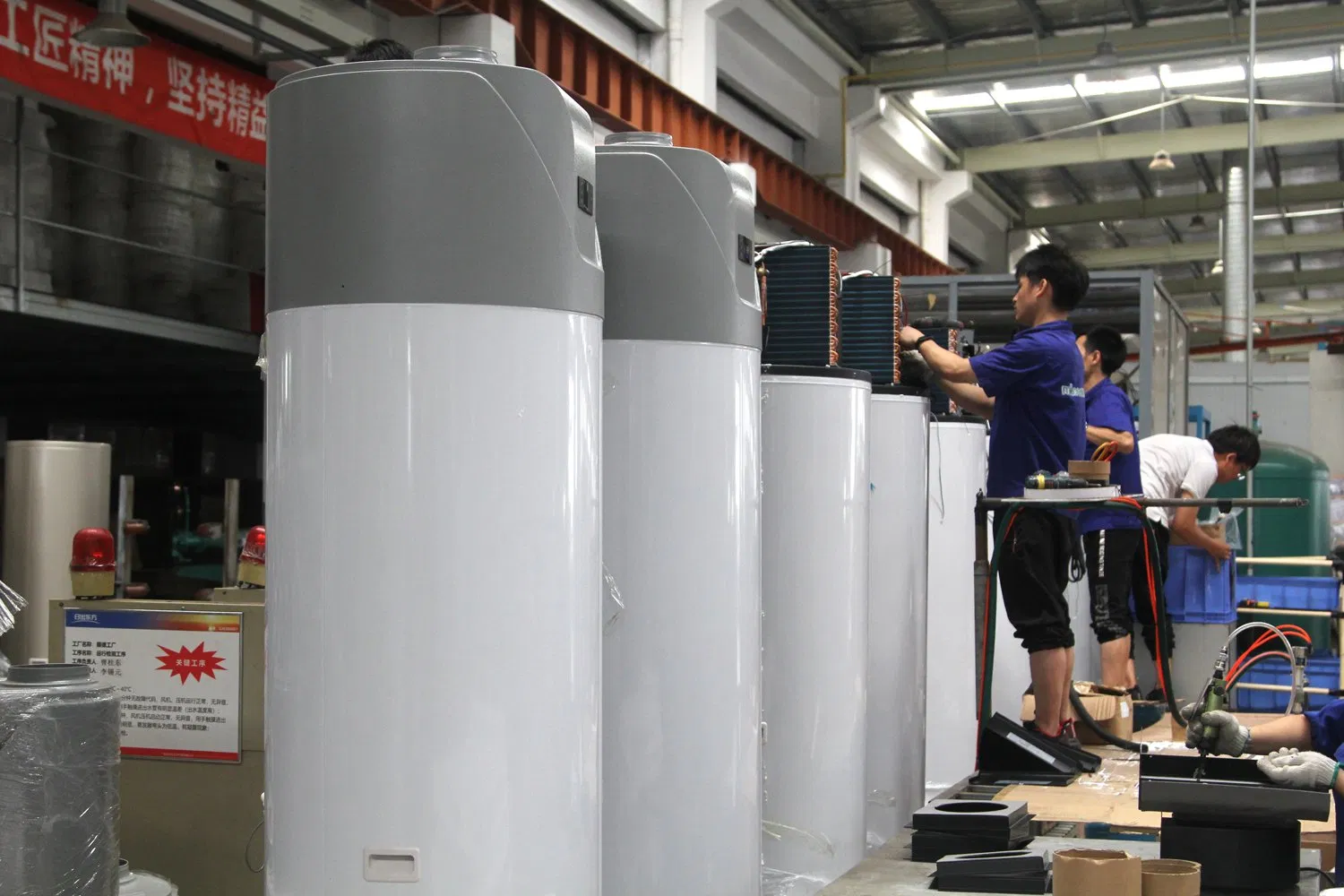 High Capacity All-in-One Heat Pump Water Heater for Smart Homes