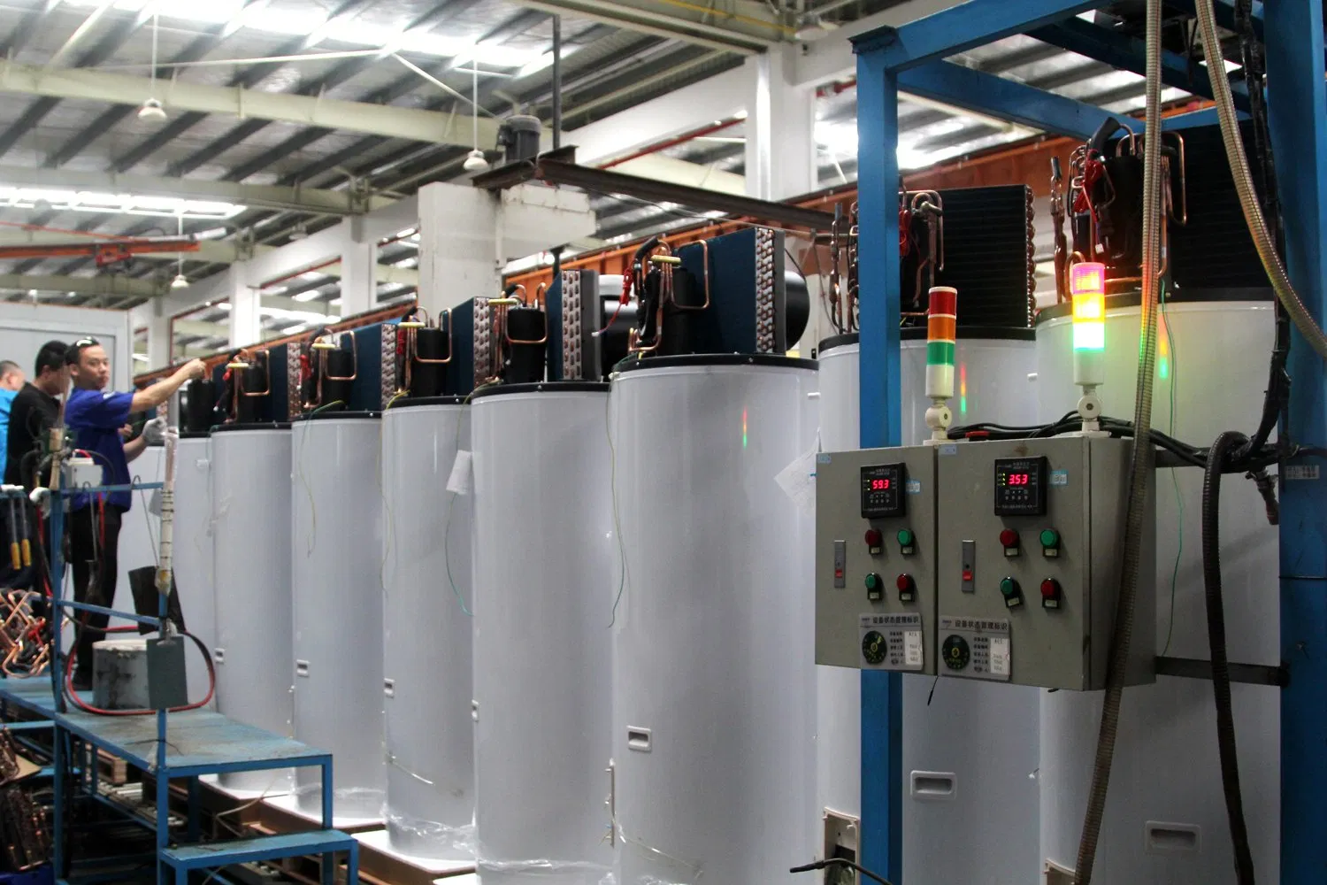 High Capacity All-in-One Heat Pump Water Heater for Smart Homes