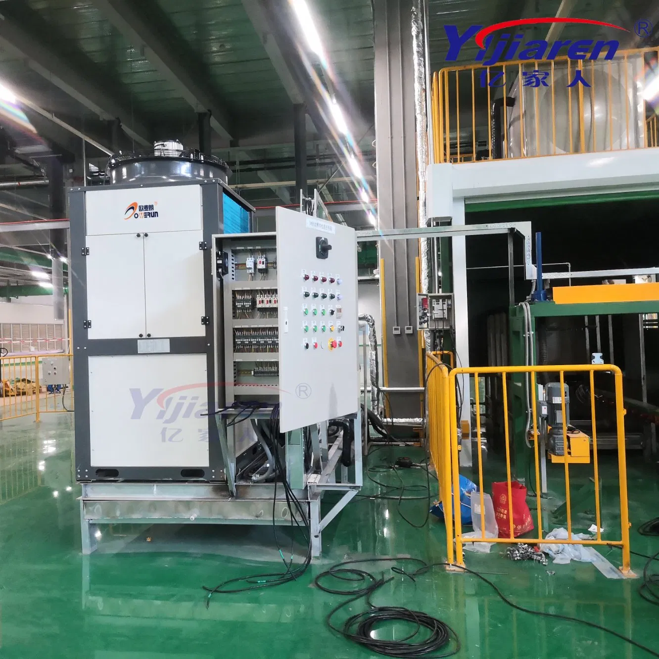 High-Performance 90 Degree Air Source Heat Pump for Industry