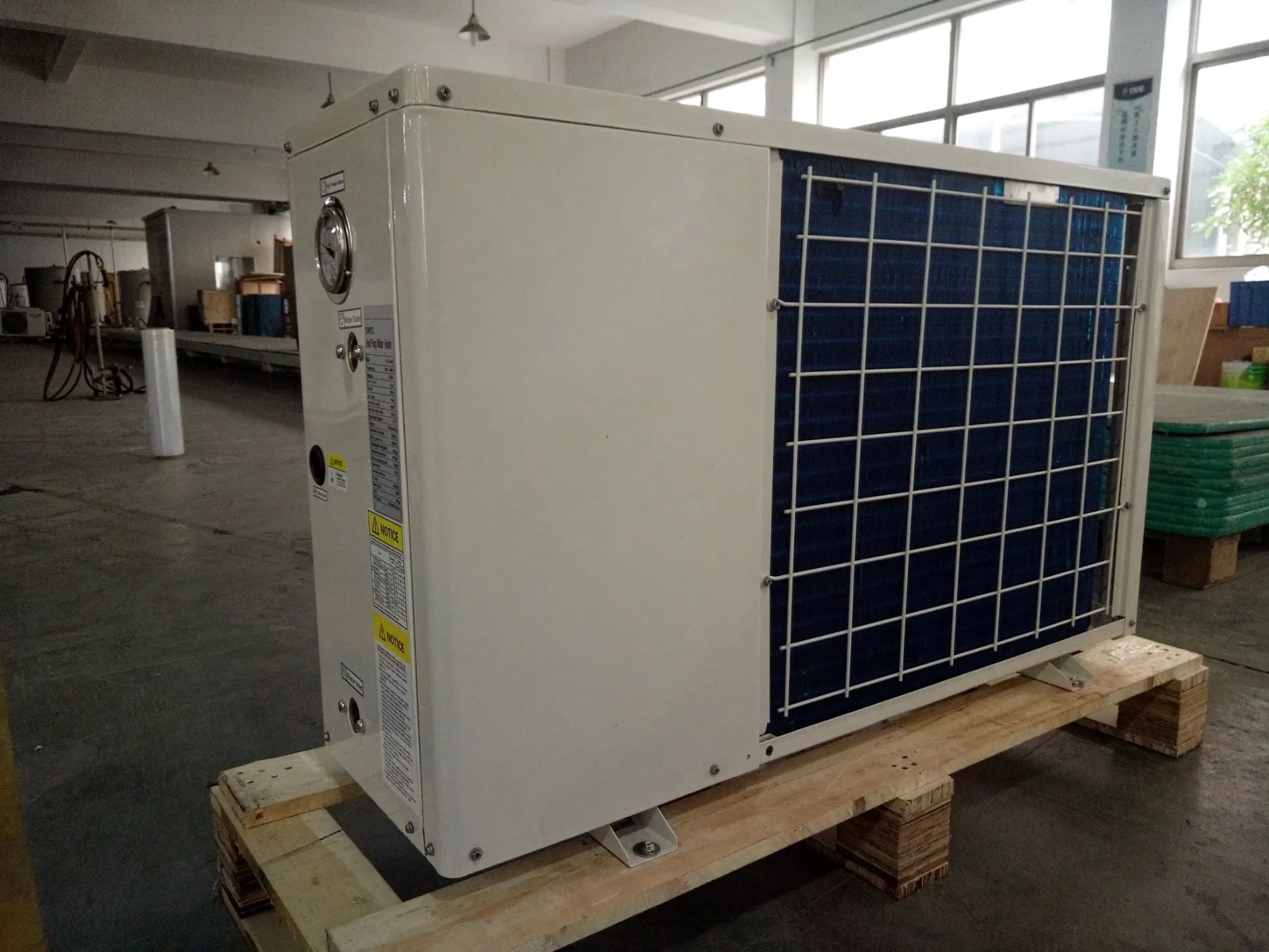 Air Source Heat Pump for Domestic Use, Home Use, Split Type, Small Capacity