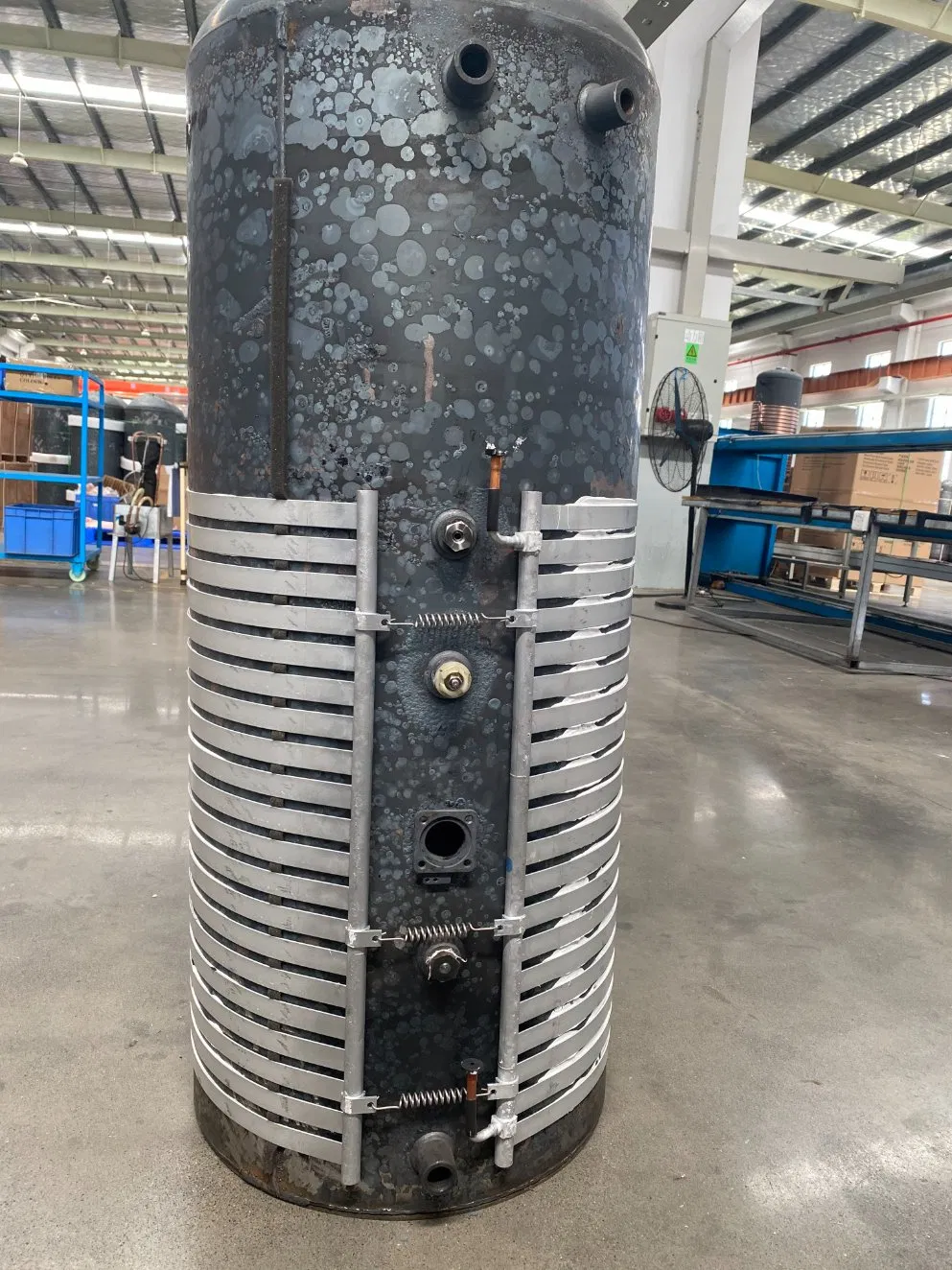 High Capacity All-in-One Heat Pump Water Heater for Smart Homes