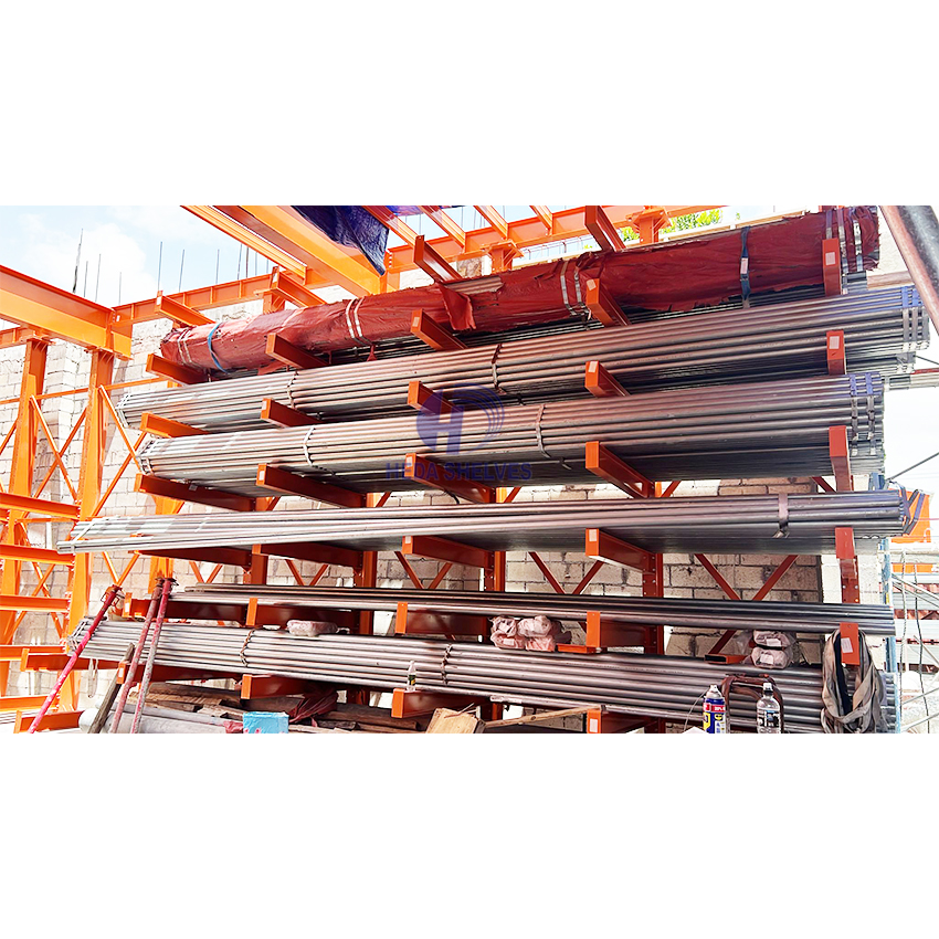 Adjustable Cantilever Racking System Warehouse Storage Rack of Pipes Lumber and Steel Beams High Capacity for Large Items