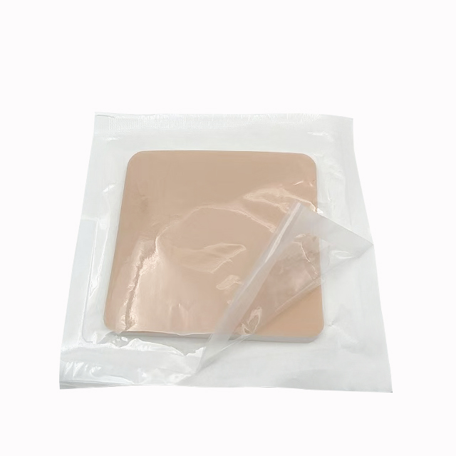 10X10cm ضمادات جروح ذات حواف ناعمة لاصقة ذاتيًا من رغوة السيليكون