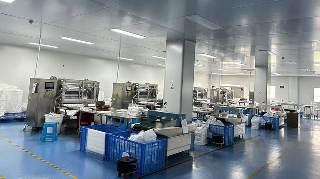 مختبر اختبار جودة الضمادات الطبية في Heilen Health