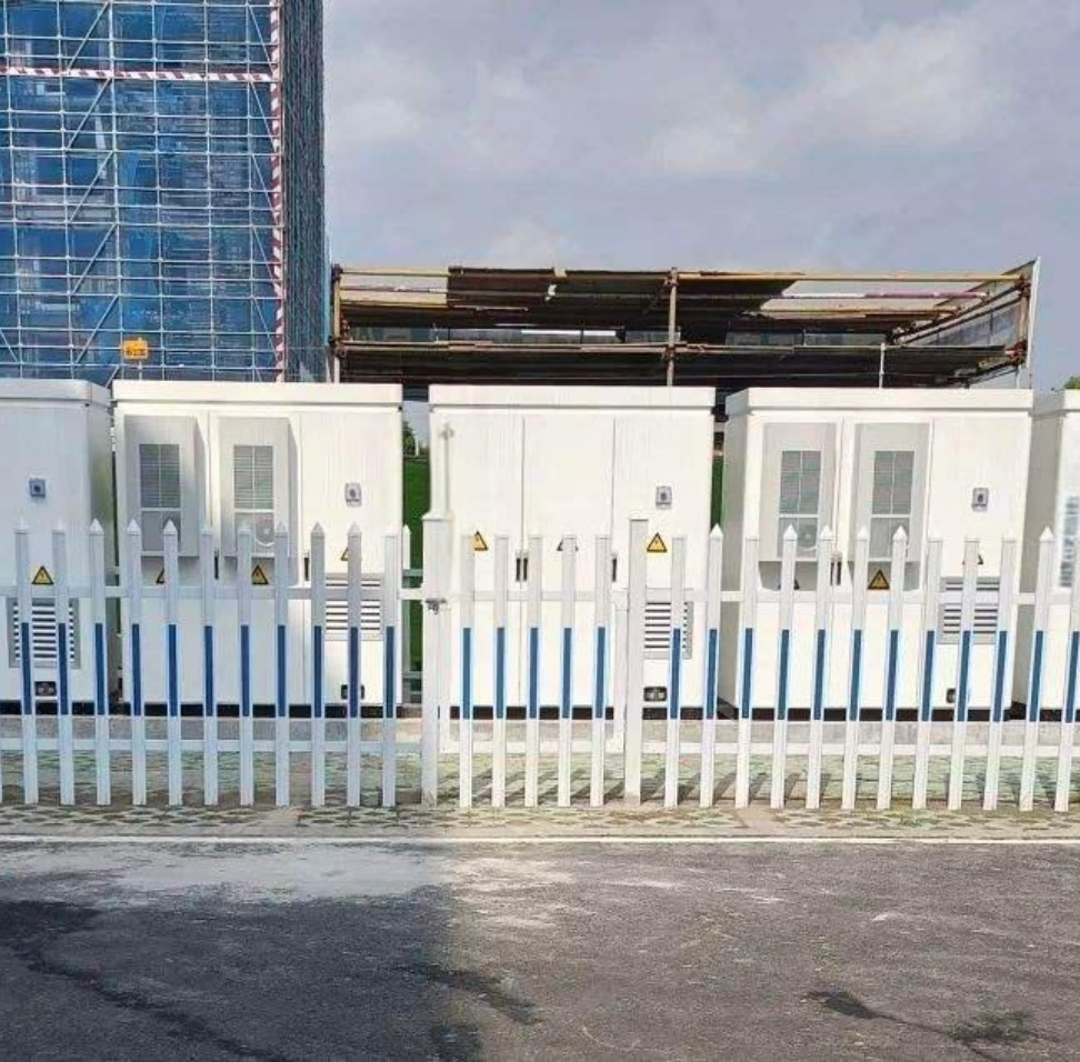 Outdoor Telecom Cabinet Energy Storage: 100-250kw 100-500kwh Floor-Mounted