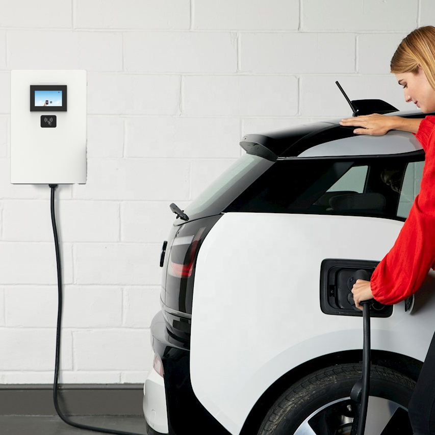 Wall-Mounted 20kw/30kw CCS2 DC EV Charger CCS1 Rapid Level 3 Car Charging Station Vehicle-to-Grid (V2G) Charger